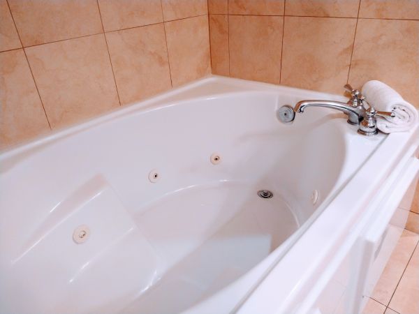 Acrylic Tub Installation in Goshen